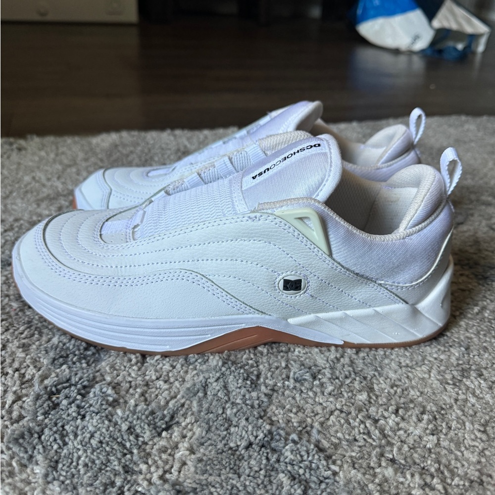 DC Sneackers